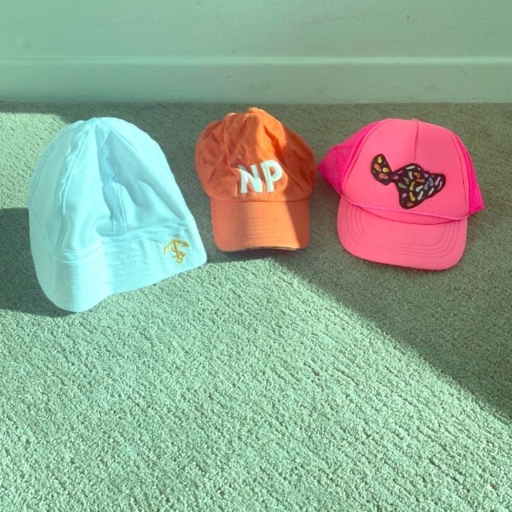 Set of 3 new hats